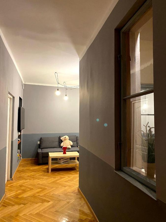 Lares And Penates Lejlighed Kraków Eksteriør billede